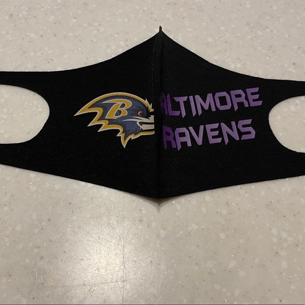 FACE MASK “ BALTIMORE RAVENS”
